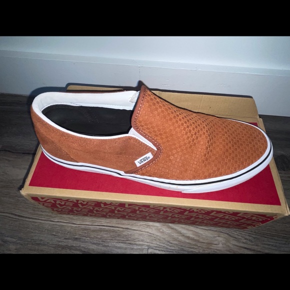 Vans - Picture 1 of 2